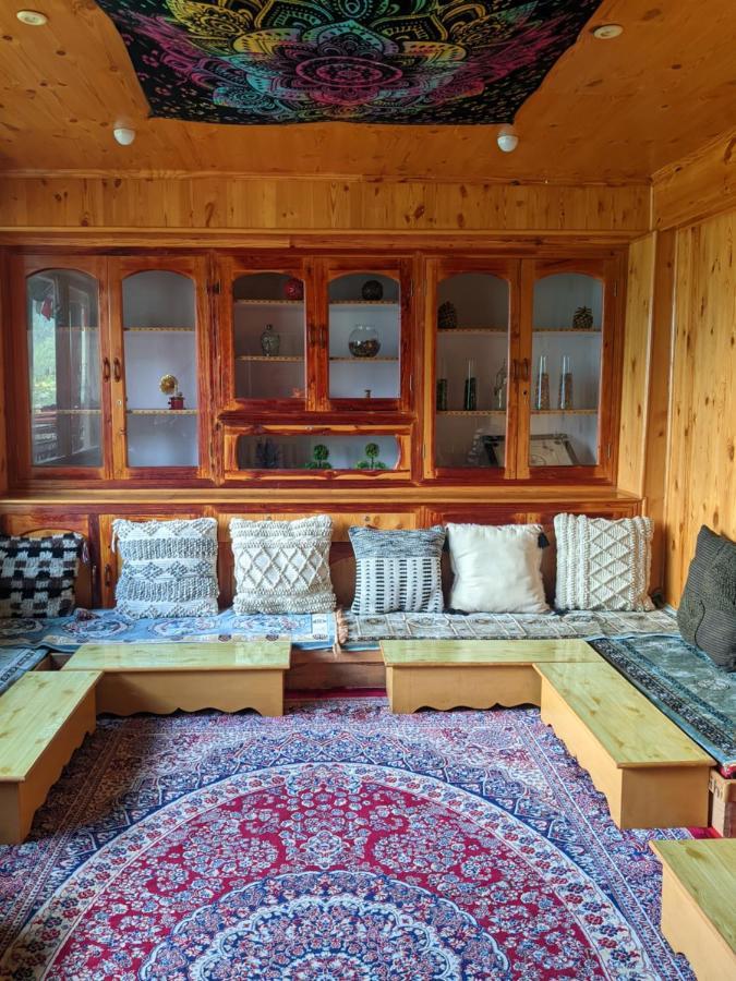 Summer Cottages Manāli Kültér fotó